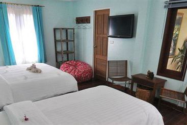 Pier 42 Boutique Resort & Spa
