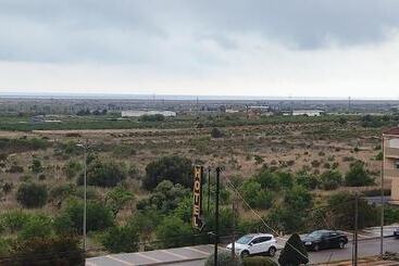 בית מלון כפרי Miramar