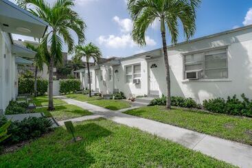 Praia Hotel Hollywood