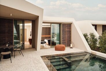 استراحتگاه Noūs Santorini