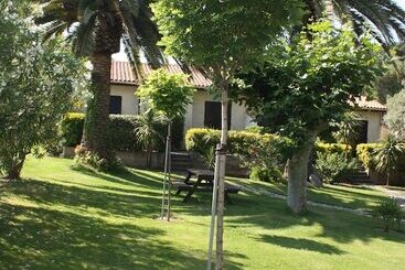 استراحتگاه Residence Casa Oleanda