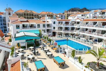 Club Tenerife Apartments