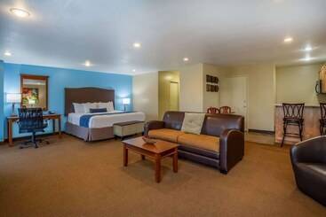 ホテル Baymont By Wyndham Yakima Riverfront