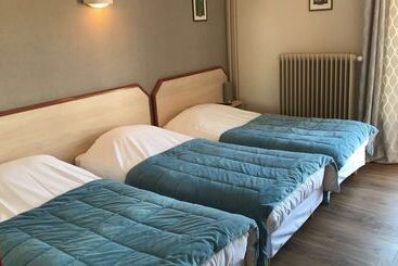 Отель Contact Hôtel Le Saint Rémy   Chalon Sud