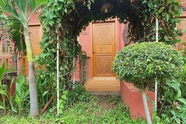 هتل Gracious Bagan