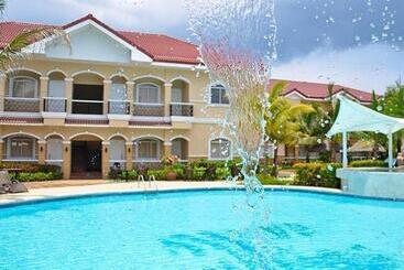 استراحتگاه Moonbay Marina The Villas