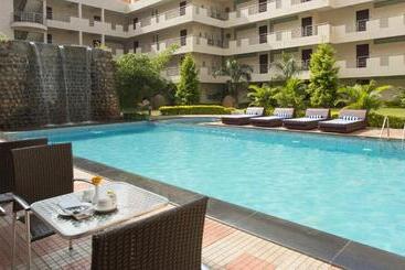 אתר נופש Sterling Yelagiri