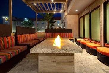 هتل Home2 Suites By Hilton Las Vegas North
