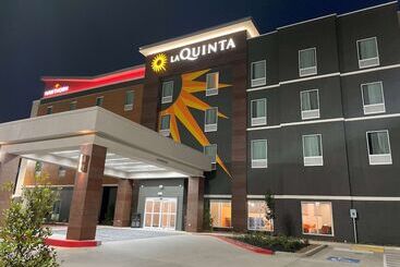 בית מלון כפרי La Quinta Inn & Suites By Wyndham Sulphur Lake Charles