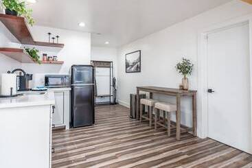 酒店 The Four Daughters Inn