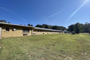 شقة فندقية Ji4, King Guest Room At The Joplin Inn At Entrance To The Resort By Redawning