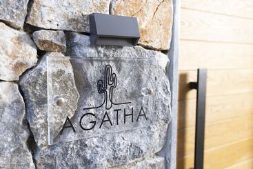 아파트호텔 Kaktus Suites Private Pool