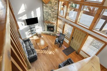 بيت ريفى Kemper S Cabin By Silver Dollar City   Ideally Located