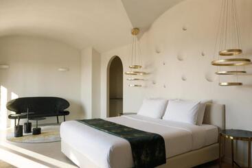 هتل Elysian Retreat