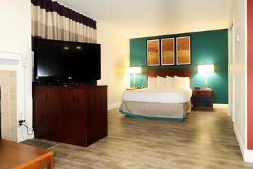酒店 Tysons Corner Suites, A Baymont By Wyndham