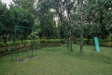 בית מלון כפרי Vann Life Forest Resort