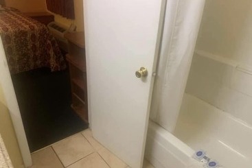 모텔 Economy Inn Poteau