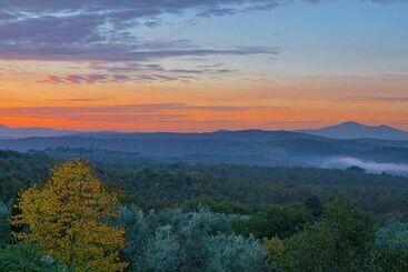 بيت ريفى Beautiful Farmhouse In Lucignano With Private Terrace