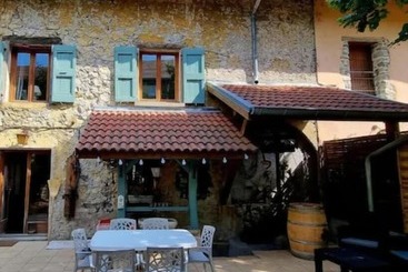 민박 Les Jardins De Kuz