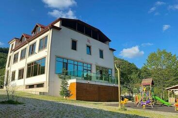مبيت وإفطار Zeynep Ruya Hatun Otel