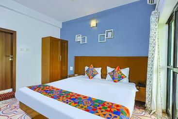 Fabhotel Edem Garden