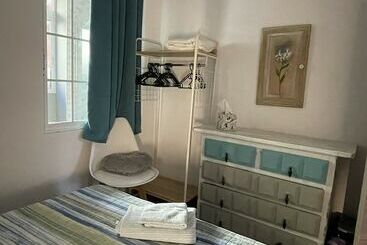 پانسیون Carolina En Alicante