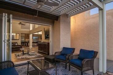 بيت ريفى Spectacular Hilltop Home W/resort Like Backyard!