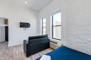 هتل آپارتمان Chicago Third Floor Studio By 747 Lofts