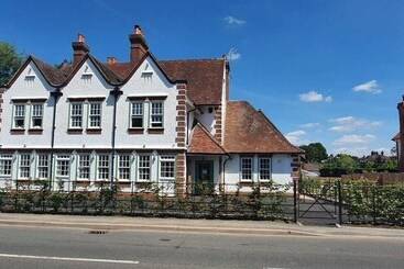 مبيت وإفطار The Bulls Head Inn