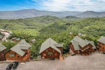 茅舍 Delmont By Avantstay Sleeps 20! Expansive Views In A Cabin Community