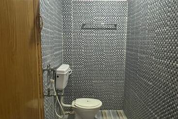 Hotel Purnima Residency , Lakshmanpur