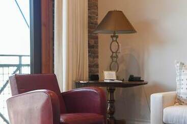 酒店 The Kress Brunswick