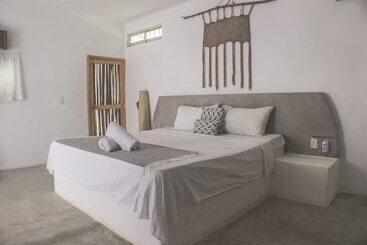 アパートホテル Melrose Place