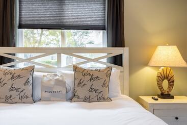 コテージ Pelican Retreat By Avantstay 5 Mins To Beach Pet Friendly W/ Pool & Bbq!