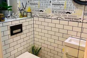 إقامة Charming 3 Bed House In Bedworth Nec, Bhx Airport