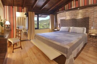 استراحتگاه Terrazas De Belgrano   Club De Montaña