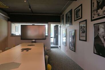 公寓式酒店  Adagio Access Gent Centrum Dampoort