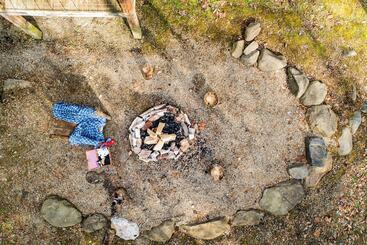 별장 Ashberry By Avantstay Large Cabin Surrounded In Pine Tree W/ River Views & Game Room