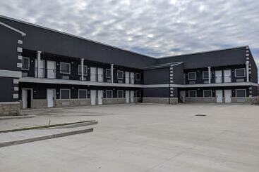 בית מלון כפרי Captain Suites