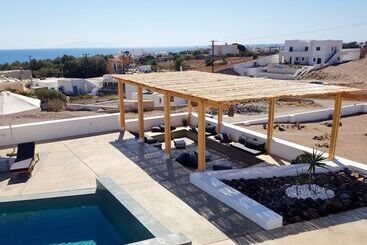 Apartahotel Mylithos Suites