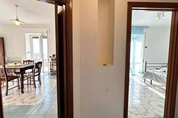 דירת נופש Apartment With Panoramic Terrace On Amalfi Coast