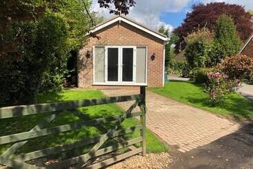 إقامة Immaculate 2 Bed House In High Wycombe Hp14