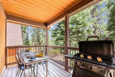 קוטג'' Teddy By Avantstay Majestic Cabin In Big Bear W/ Balcony