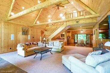 کلبه Back Country Cabin