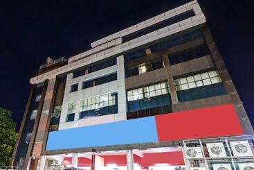 בית מלון כפרי Treebo Trend Sai Sagar