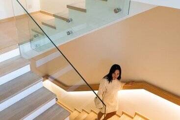 호텔 Epoch House & The Orange Shop   Adults Only