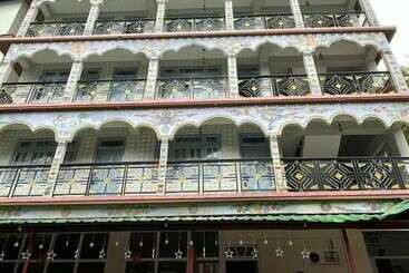 בית מלון כפרי Golden Kang Lachen