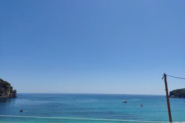 هتل Ionion Beach Resort