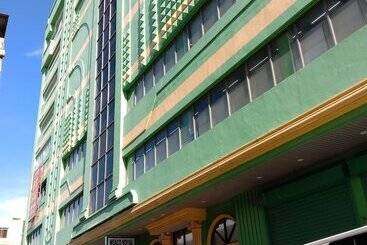 Meaco Royal Hotel  Lucena