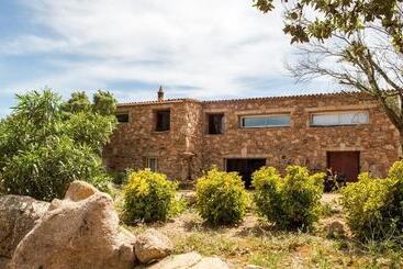 پانسیون Domaine De Piscia